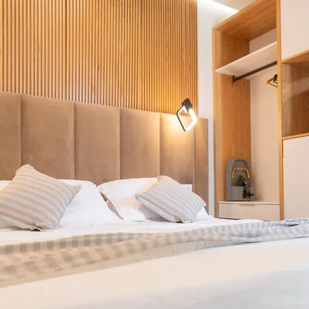 Aparthotel Luna Mare Boutique Seaside Borsh