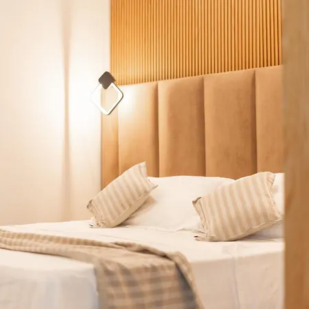 Luna Mare Boutique Seaside Aparthotel *