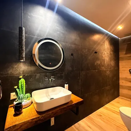 Luna Mare Boutique Seaside Ξενοδοχείο με διαμερίσματα Borsh