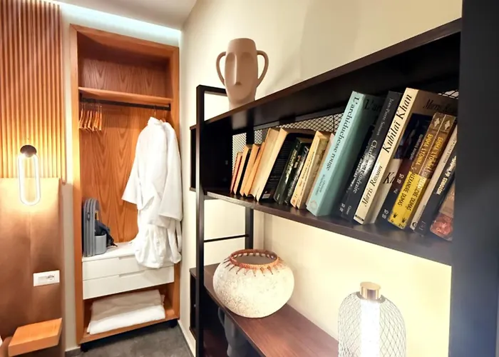 Luna Mare Boutique Seaside 아파트호텔 4*