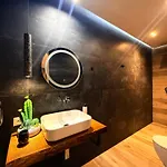 Luna Mare Boutique Seaside Apart-hotel Borsh