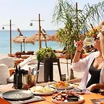 Apart-hotel Luna Mare Boutique Seaside