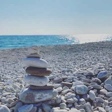 Luna Mare Boutique Seaside 4* Borsh