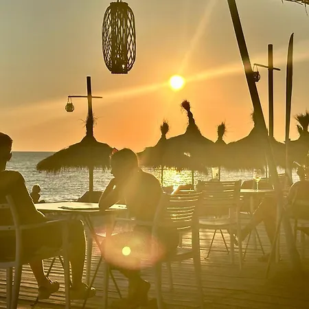Luna Mare Boutique Seaside Apart-hotel Borsh