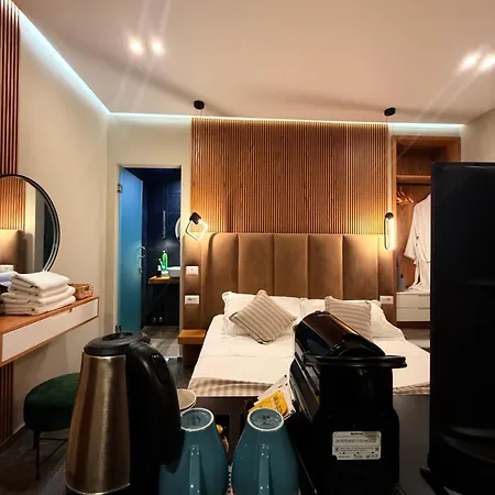 Apartmanhotel Luna Mare Boutique Seaside Borsh