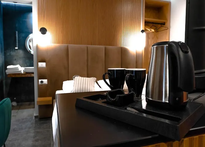 Luna Mare Boutique Seaside Aparthotel Borsh