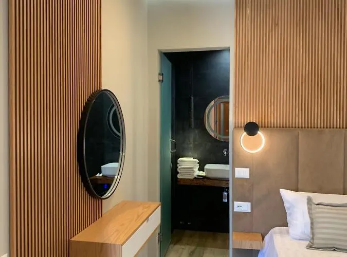 Luna Mare Boutique Seaside Lejlighedshotel Borsh