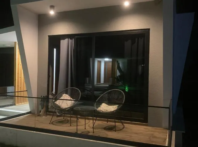 Luna Mare Boutique Seaside Aparthotel 4*