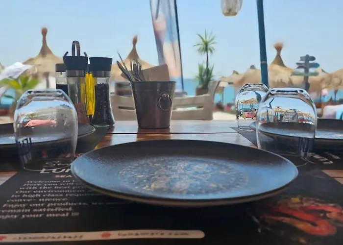 Luna Mare Boutique Seaside Aparthotel Borsh