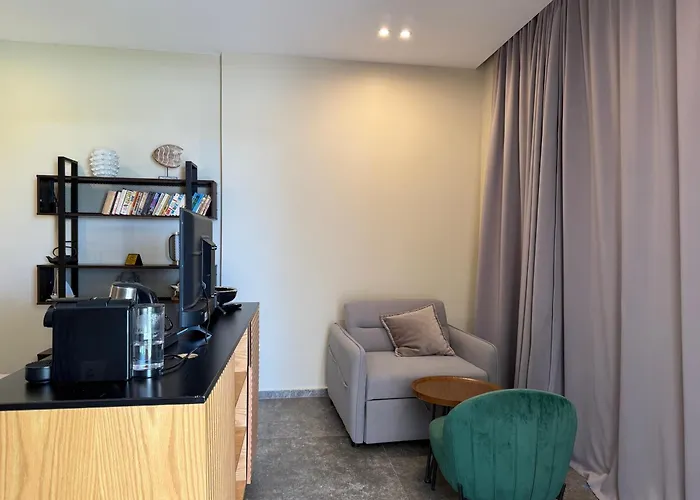 Aparthotel Luna Mare Boutique Seaside Borsh